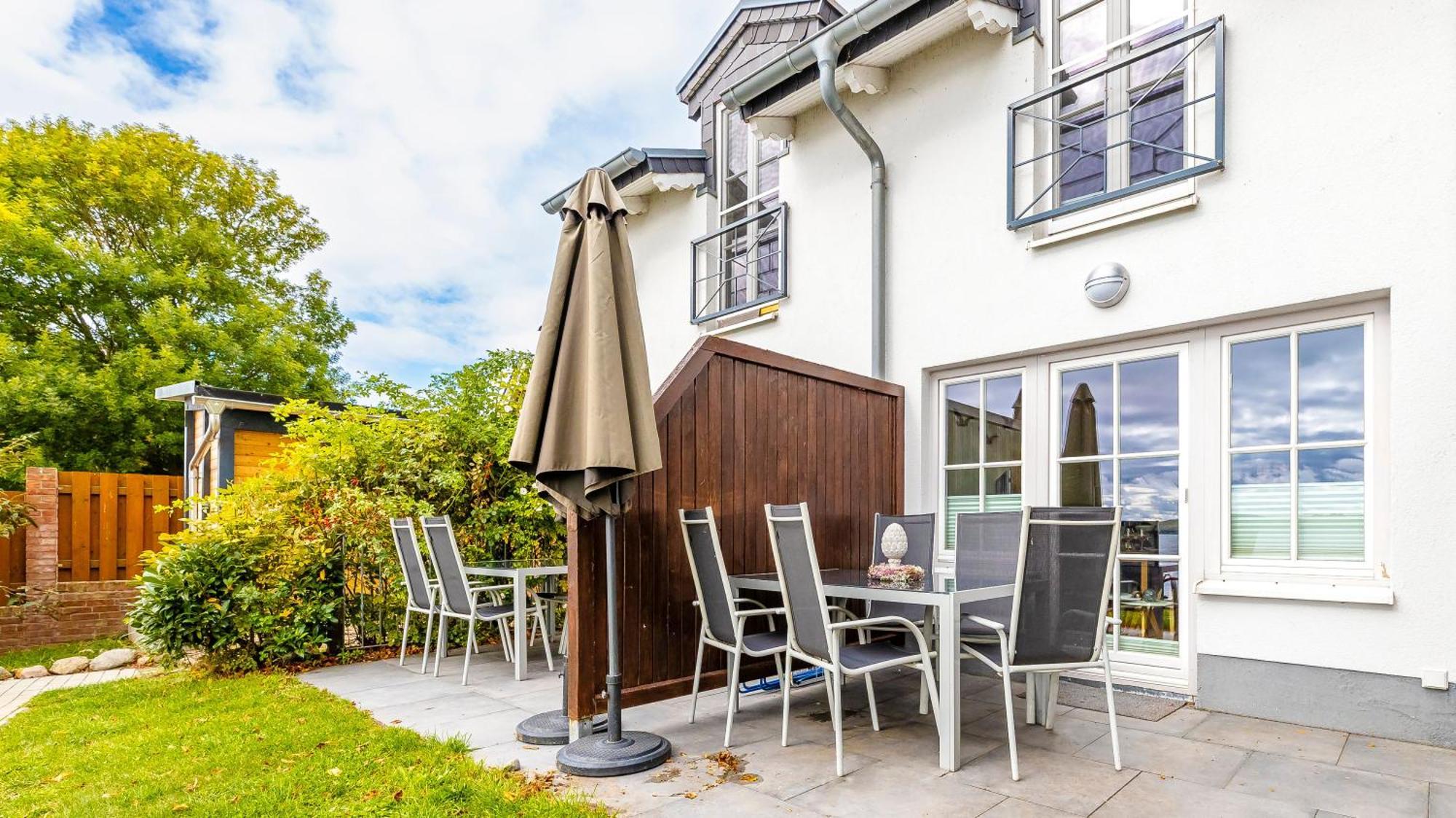Haus Seeblick Mit 9 Wohnungen Alt Reddevitz Exterior photo